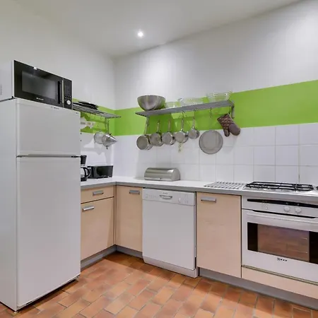 Le Domaine De Linars - L'aile Du Château