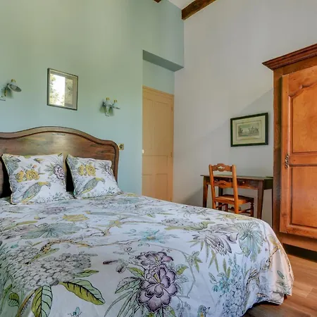 Le Domaine De Linars - L'aile Du Chateau *